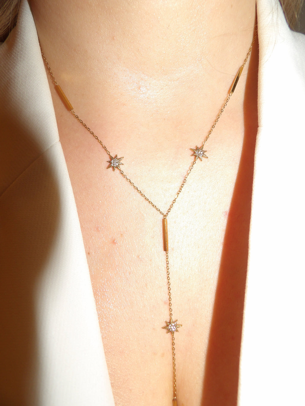 Collier Stella Madingwa