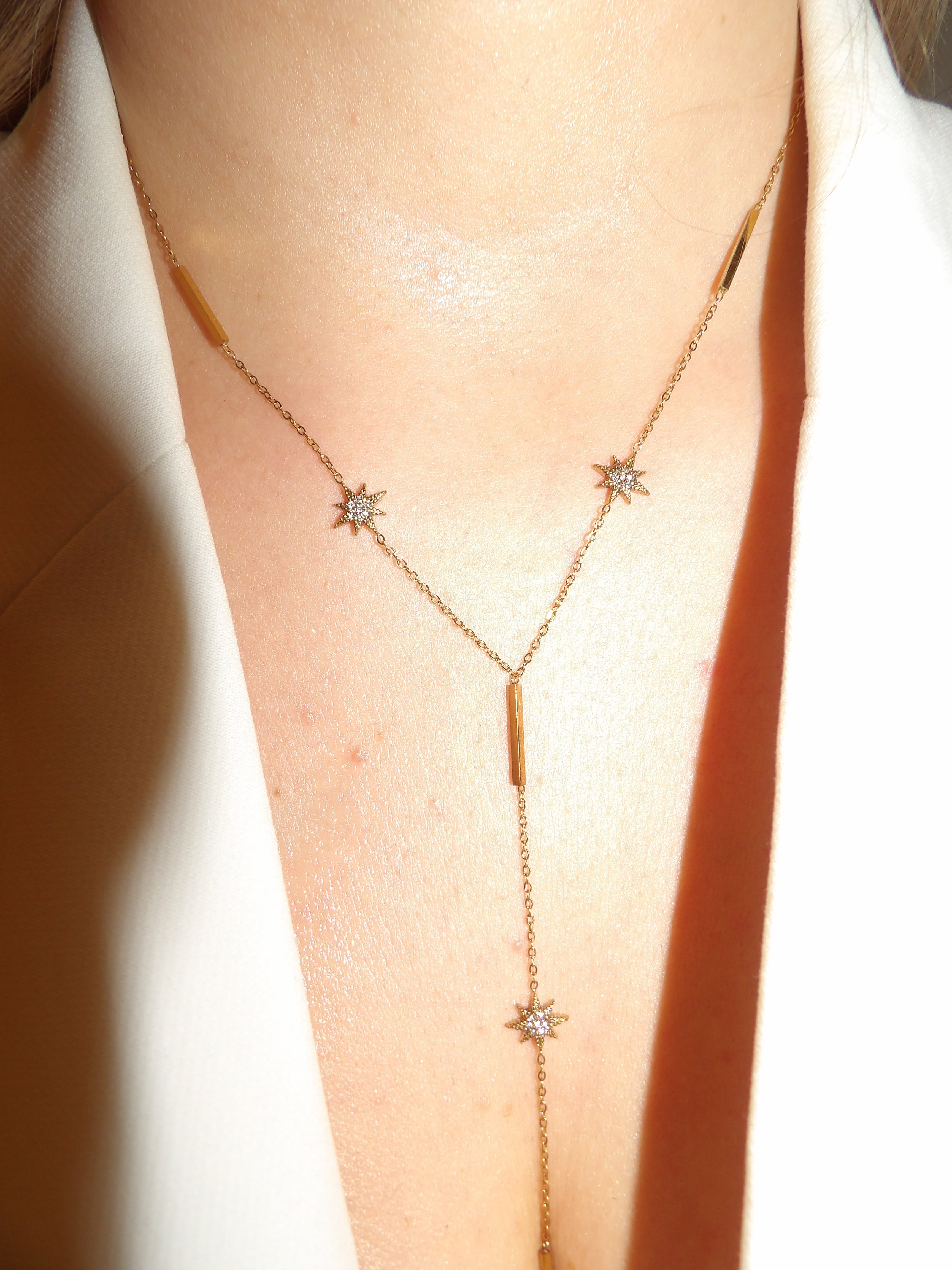 Collier Stella Madingwa
